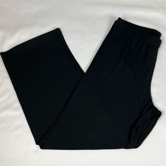 SKIMS Pants - Skims Women’s Large Ribbed Knit Black Wide Leg Pant